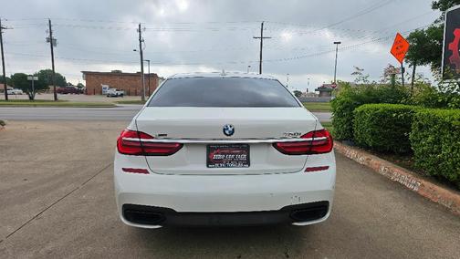 2016 BMW 750 i xDrive