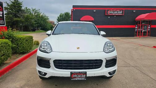 2016 Porsche Cayenne Base