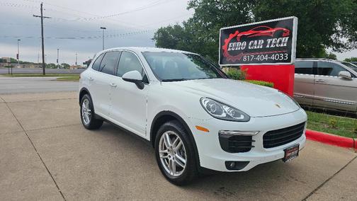 2016 Porsche Cayenne Base