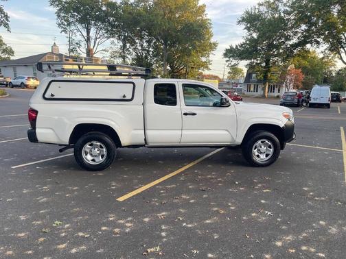 2021 Toyota Tacoma SR