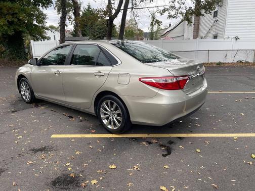 2017 Toyota Camry XLE