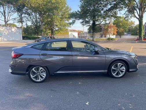 2018 Honda Clarity Plug-In Hybrid Base