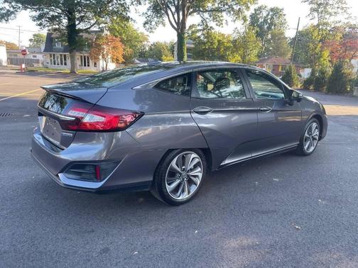 2018 Honda Clarity Plug-In Hybrid Base