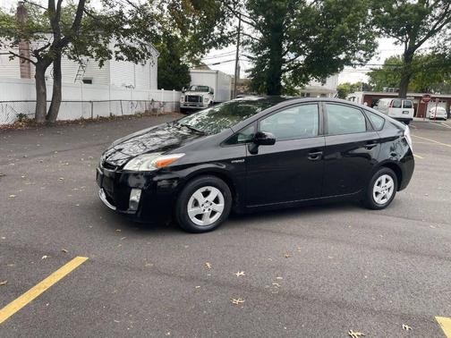 2010 Toyota Prius III