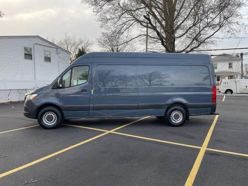 2019 Mercedes-Benz Sprinter 2500 High Roof