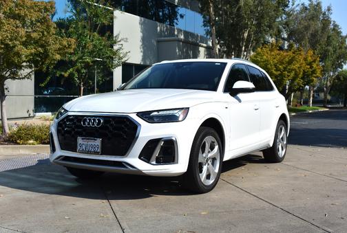 2022 Audi Q5 45 S line Premium Plus