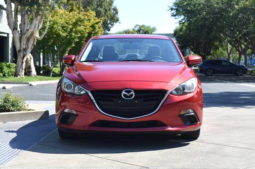 2016 Mazda Mazda3 i Sport