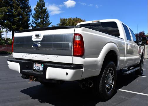 White Platinum 2015 Ford F-250 Platinum