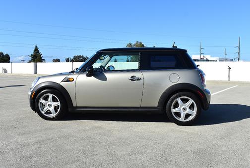 2008 MINI Cooper 