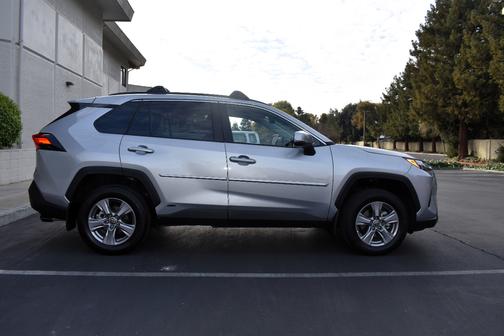 Silver Sky Metallic 2024 Toyota RAV4 Hybrid XLE