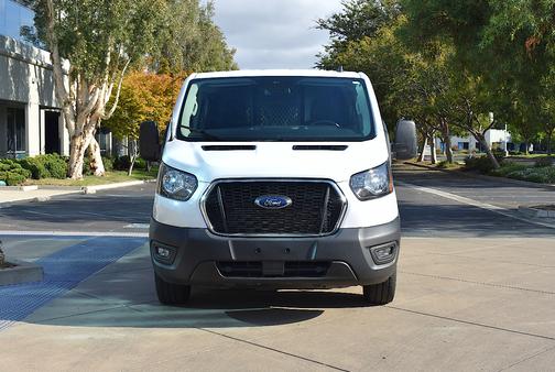 2024 Ford Transit-250 
