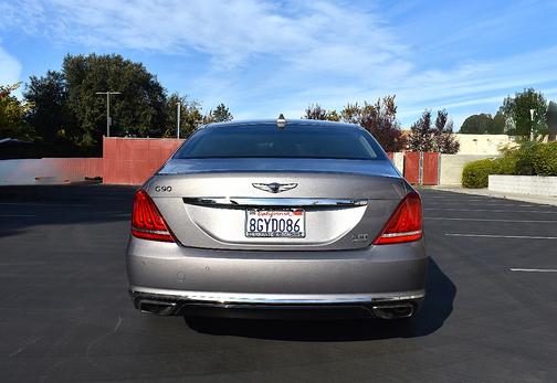 2018 Genesis G90 3.3T Premium