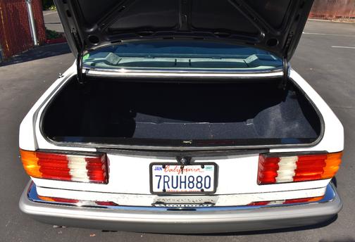 1982 Mercedes-Benz 380SEL 