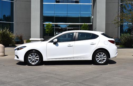 2017 Mazda Mazda3 Sport
