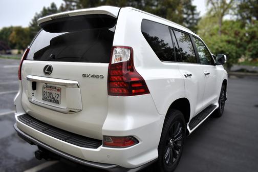 Starfire Pearl 2020 Lexus GX 460 Premium