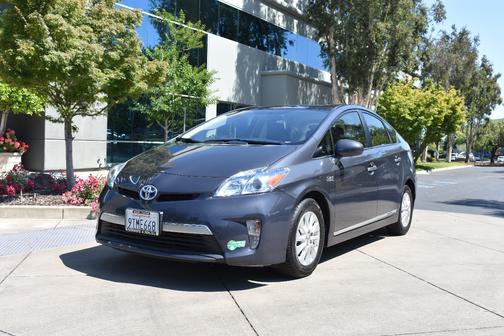 2012 Toyota Prius Plug-in Advanced