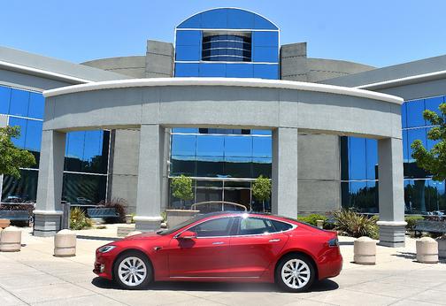 2018 Tesla Model S 100D