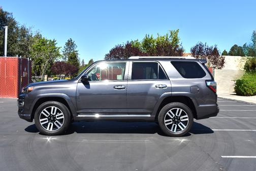 2023 Toyota 4Runner Limited
