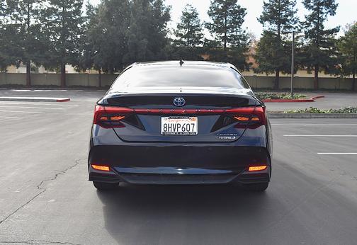 2019 Toyota Avalon Hybrid Limited