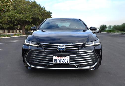 2019 Toyota Avalon Hybrid Limited