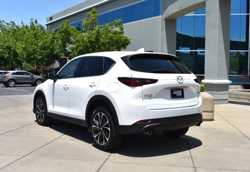 Snowflake White Pearl 2022 Mazda CX-5 2.5 S