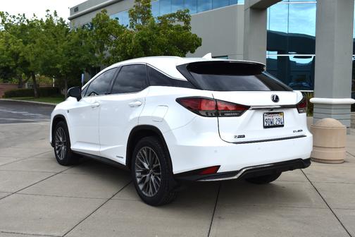2022 Lexus RX 450h F Sport Handling