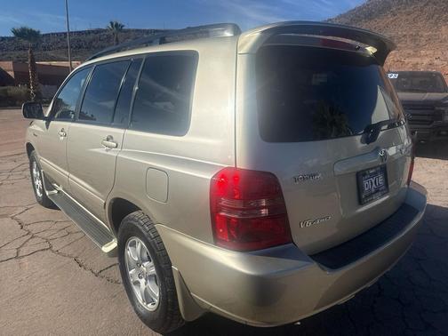 2002 Toyota Highlander Base