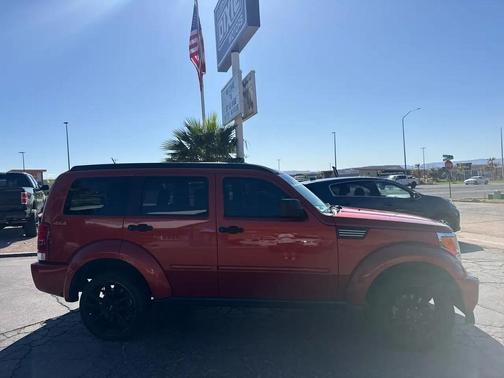 Sunburst Orange Pearlcoat 2009 Dodge Nitro SLT/RT