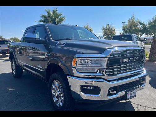 2022 RAM 2500 Limited Crew Cab 4x4 6'4' Box