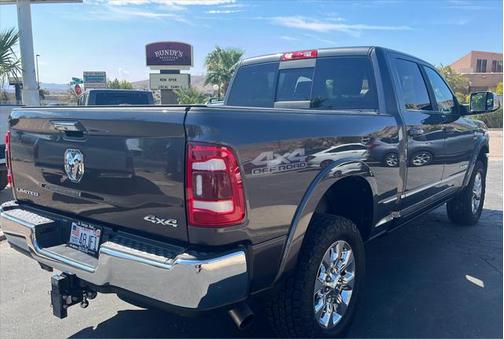 2022 RAM 2500 Limited Crew Cab 4x4 6'4' Box