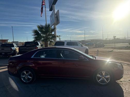 2011 Chevrolet Malibu 2LT