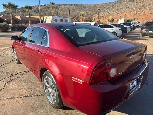 2011 Chevrolet Malibu 2LT