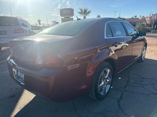 2011 Chevrolet Malibu 2LT