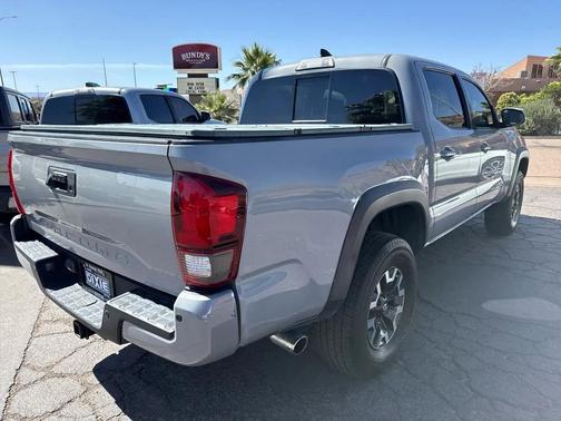 Cement 2018 Toyota Tacoma TRD Off Road