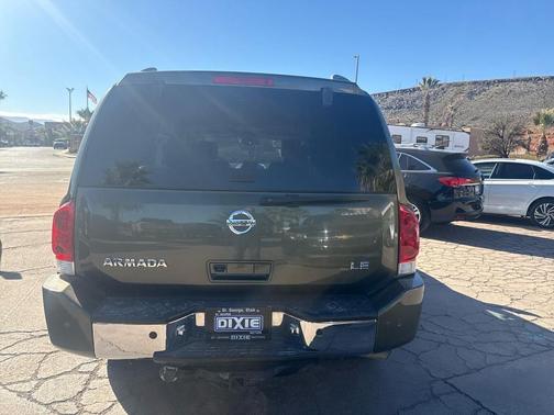 2005 Nissan Armada LE