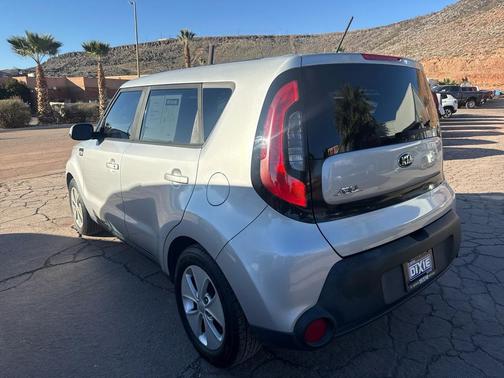 2016 Kia Soul Base