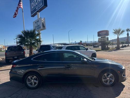 2021 Hyundai SONATA SE