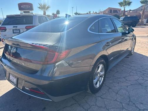 2021 Hyundai SONATA SE