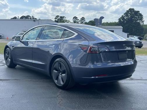 2020 Tesla Model 3 Standard Range Plus
