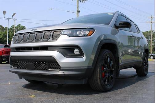2022 Jeep Compass Latitude Lux