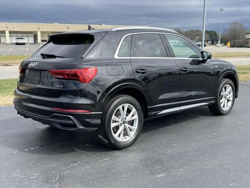 2024 Audi Q3 Premium 45 TFSI S line quattro Tiptronic