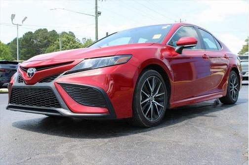 2023 Toyota Camry SE