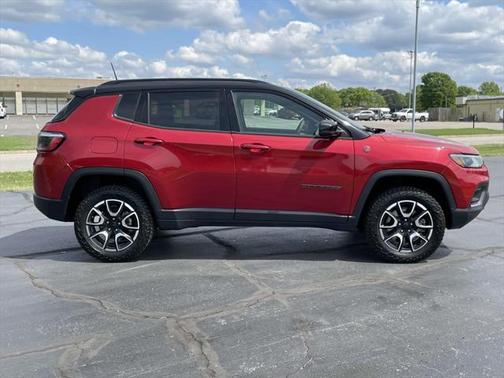 2024 Jeep Compass Trailhawk