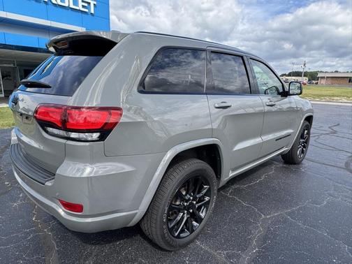 2021 Jeep Grand Cherokee Laredo