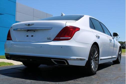 2018 Genesis G90 Premium