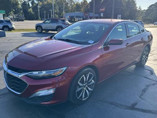 2023 Chevrolet Malibu FWD RS