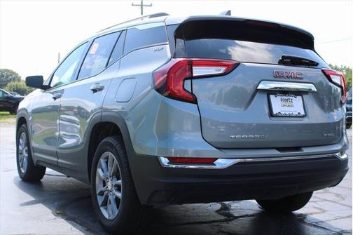 2024 GMC Terrain SLT