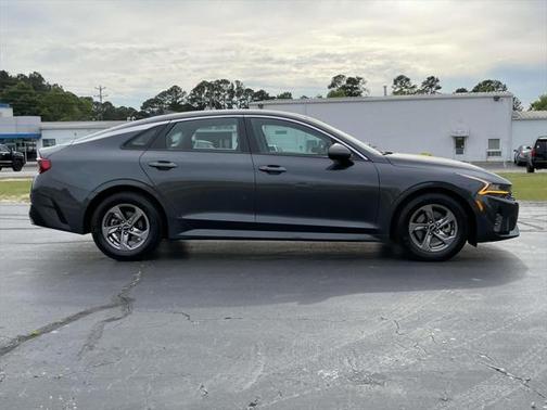 2022 Kia K5 LXS