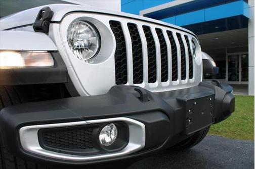 2023 Jeep Gladiator Sport S