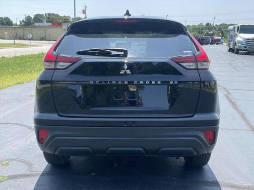 2024 Mitsubishi Eclipse Cross ES